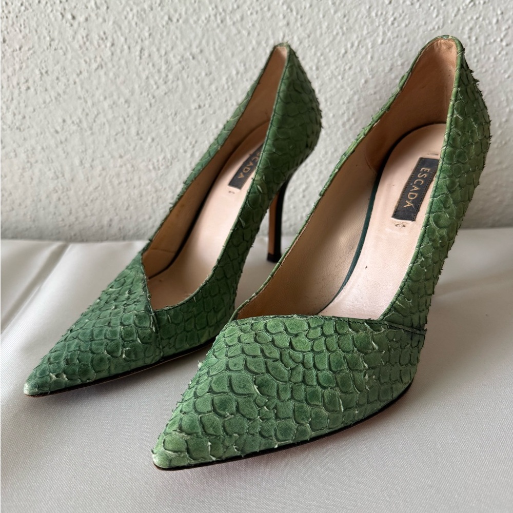 Escada Green Snakeskin Women's Pumps